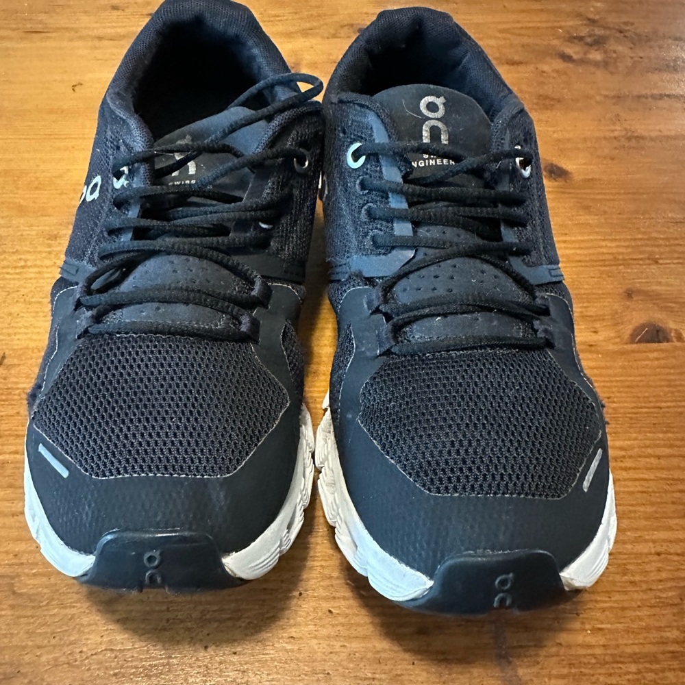 On Cloud 5 Running Women's Black and White Athletic Shoes
